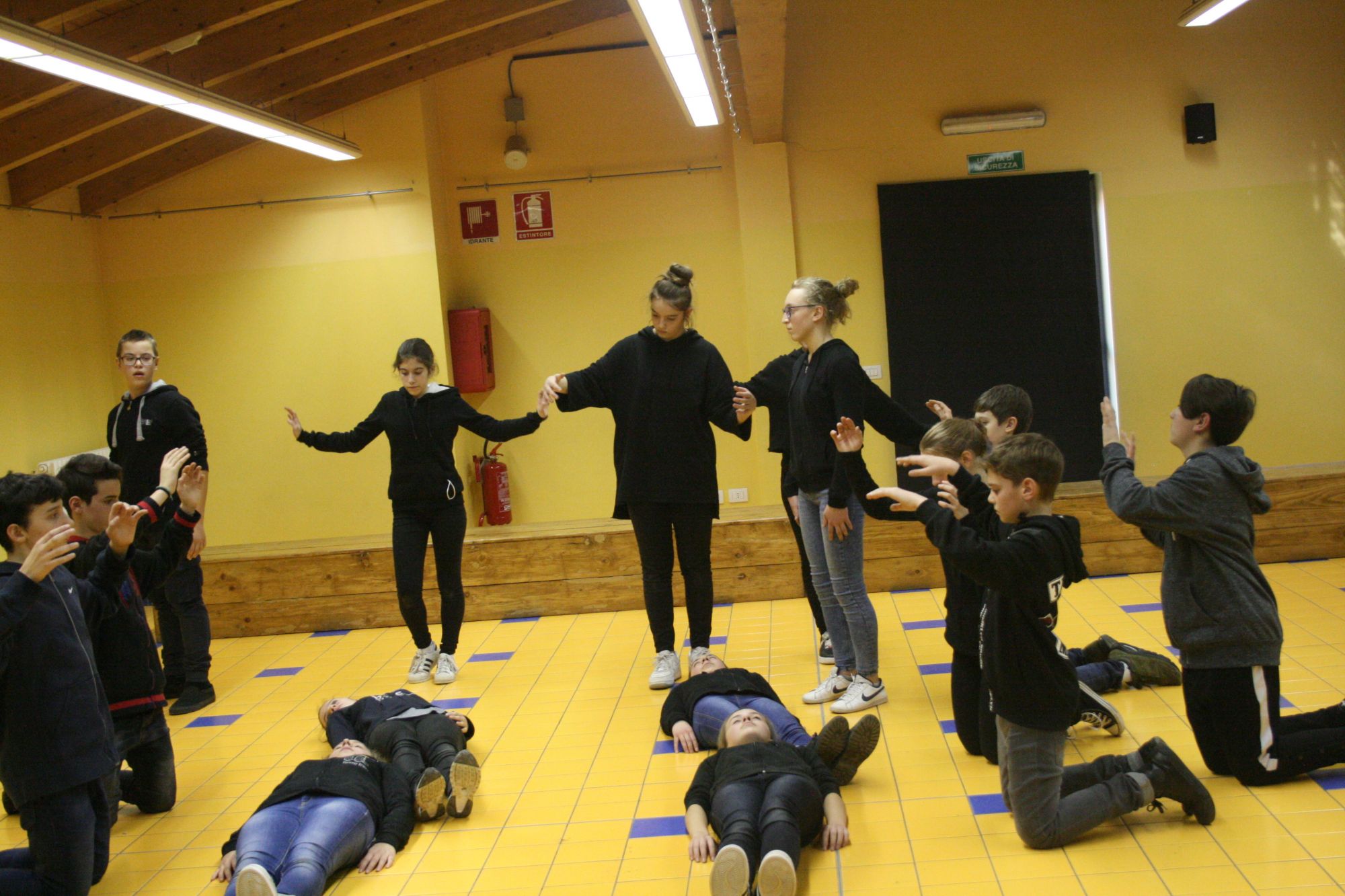 ENGLISH THEATRE