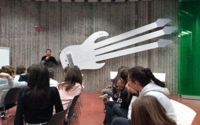 Classi della Frassati in visita alla F.L.A., la scienza al centro di interesse